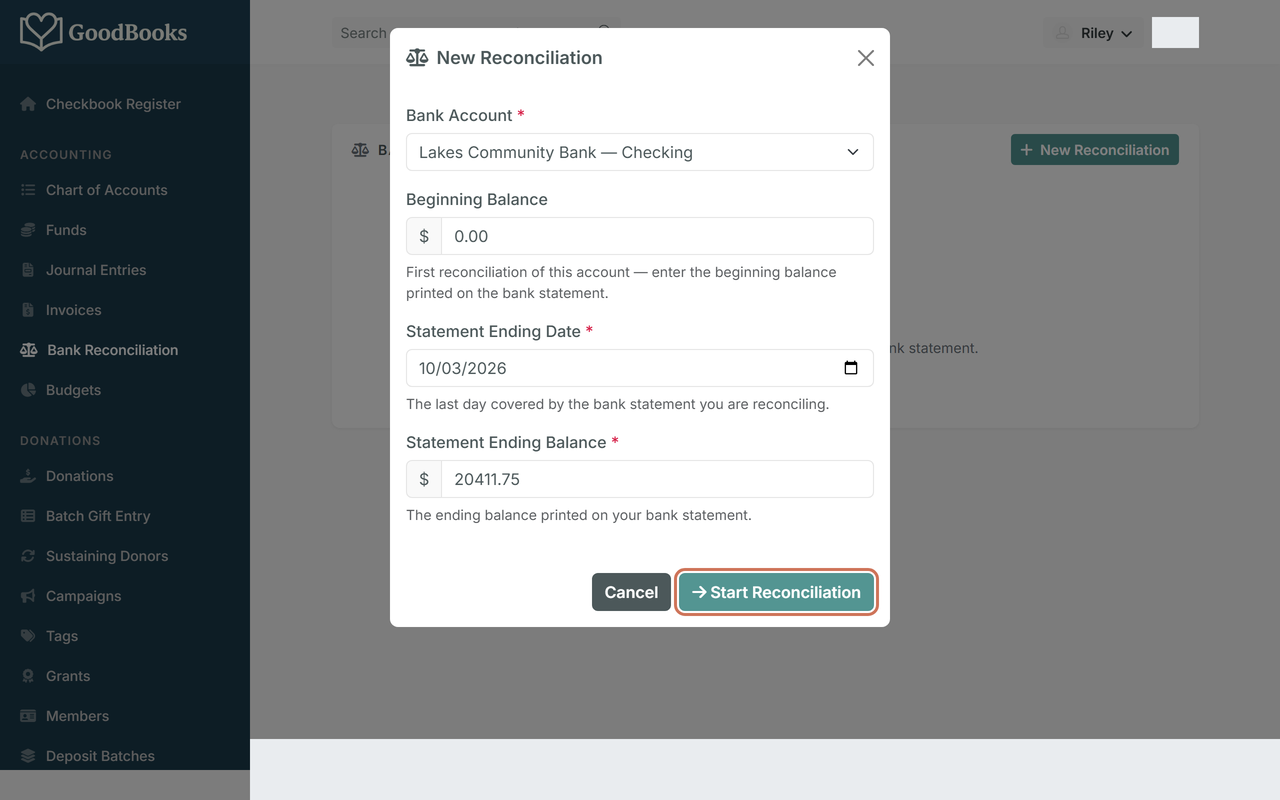 The New Reconciliation dialog with account, statement date, and statement balance fields, with the Start Reconciliation button highlighted
